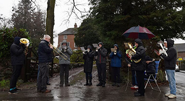 Christmas round the streets of Hathern